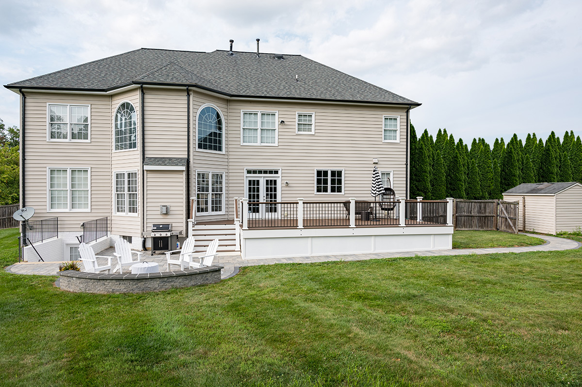 Composite Deck with a Hardie Panel Skirt