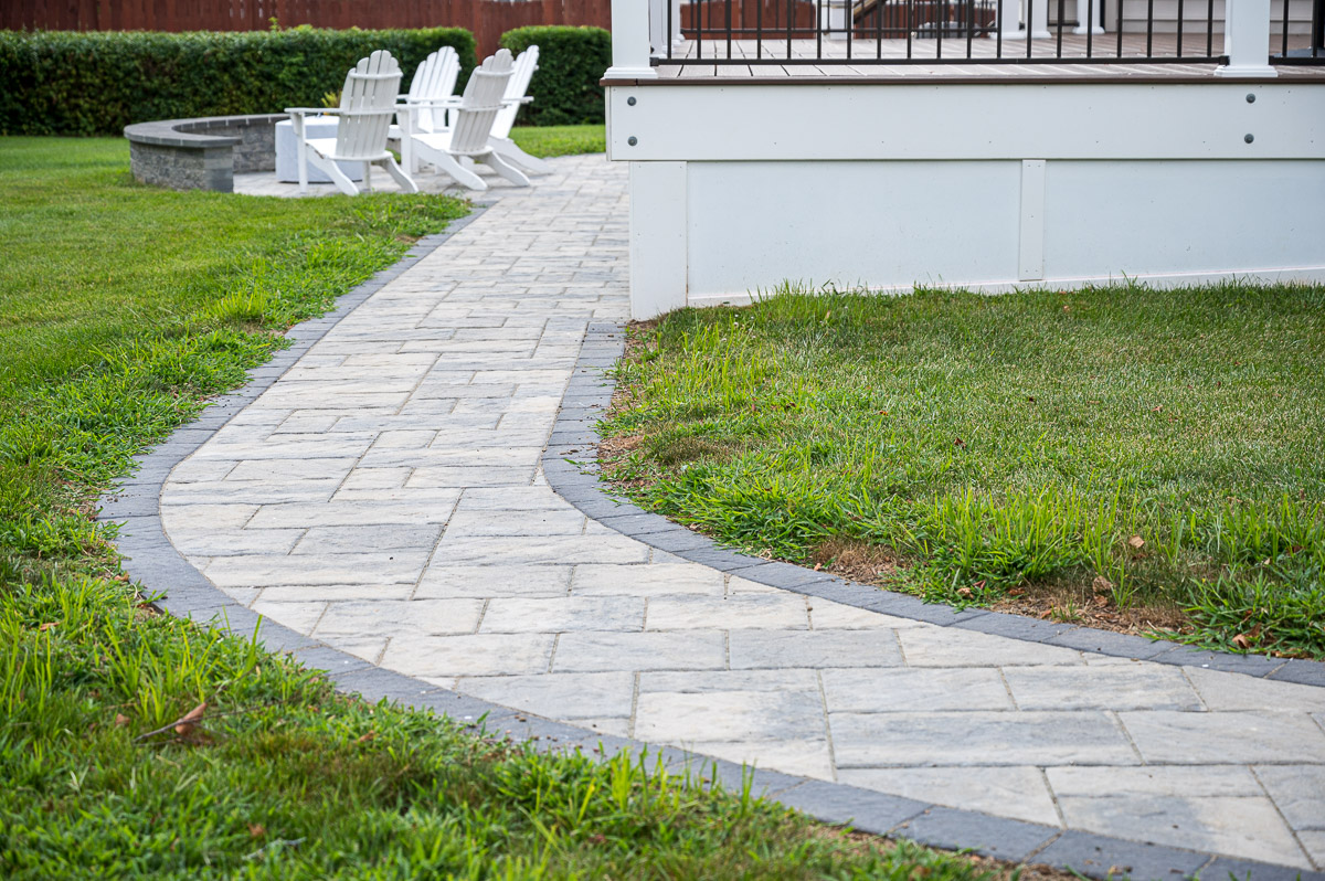 Paver Walkway with Charcoal Border