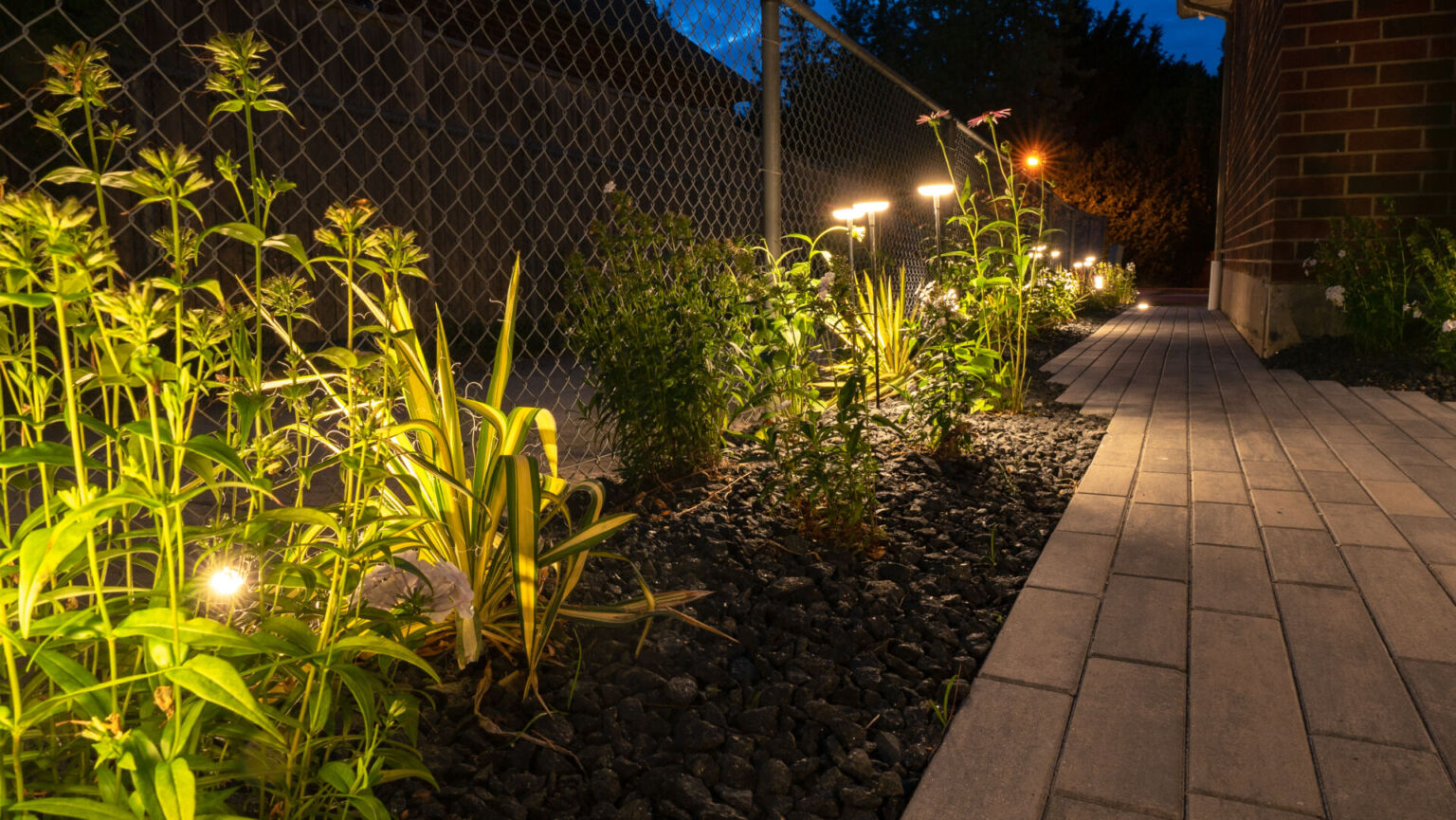 Sway Garden Lights